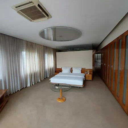 Brass- Free Parking 4* Sarajevo