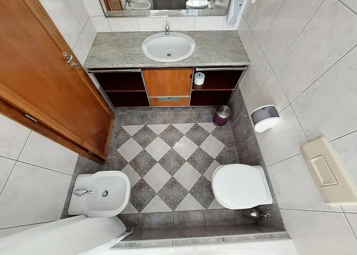 Brass- Free Parking Szálloda Szarajevó