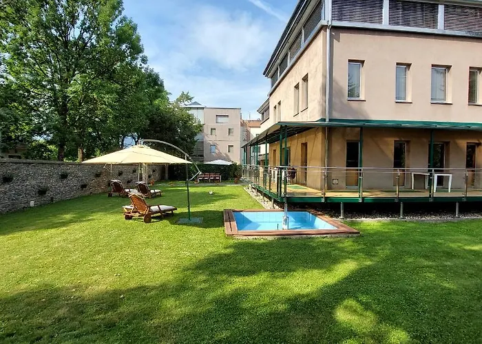 Brass- Free Parking Szálloda Szarajevó