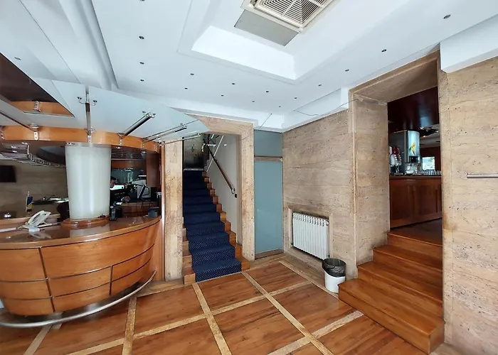 Brass- Free Parking 4* Szarajevó