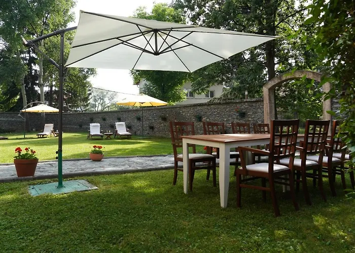 Brass- Free Parking Szarajevó