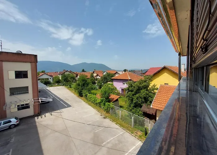 Brass- Free Parking Szarajevó