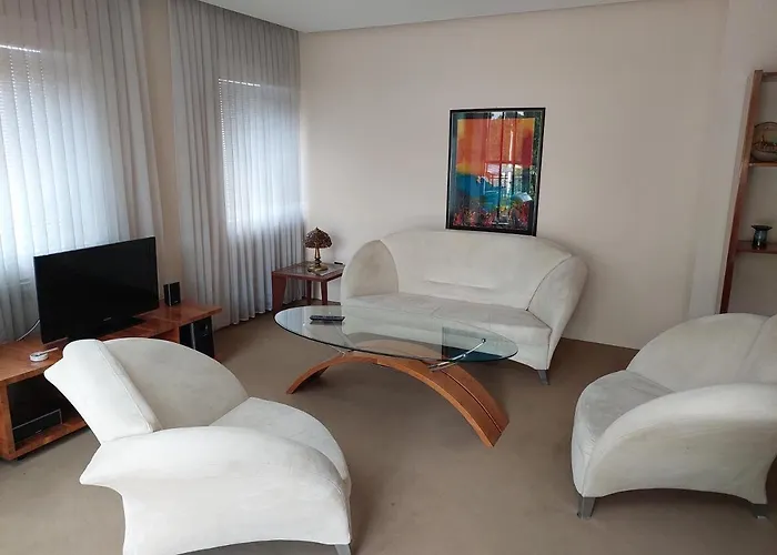 Brass- Free Parking Szálloda 4*